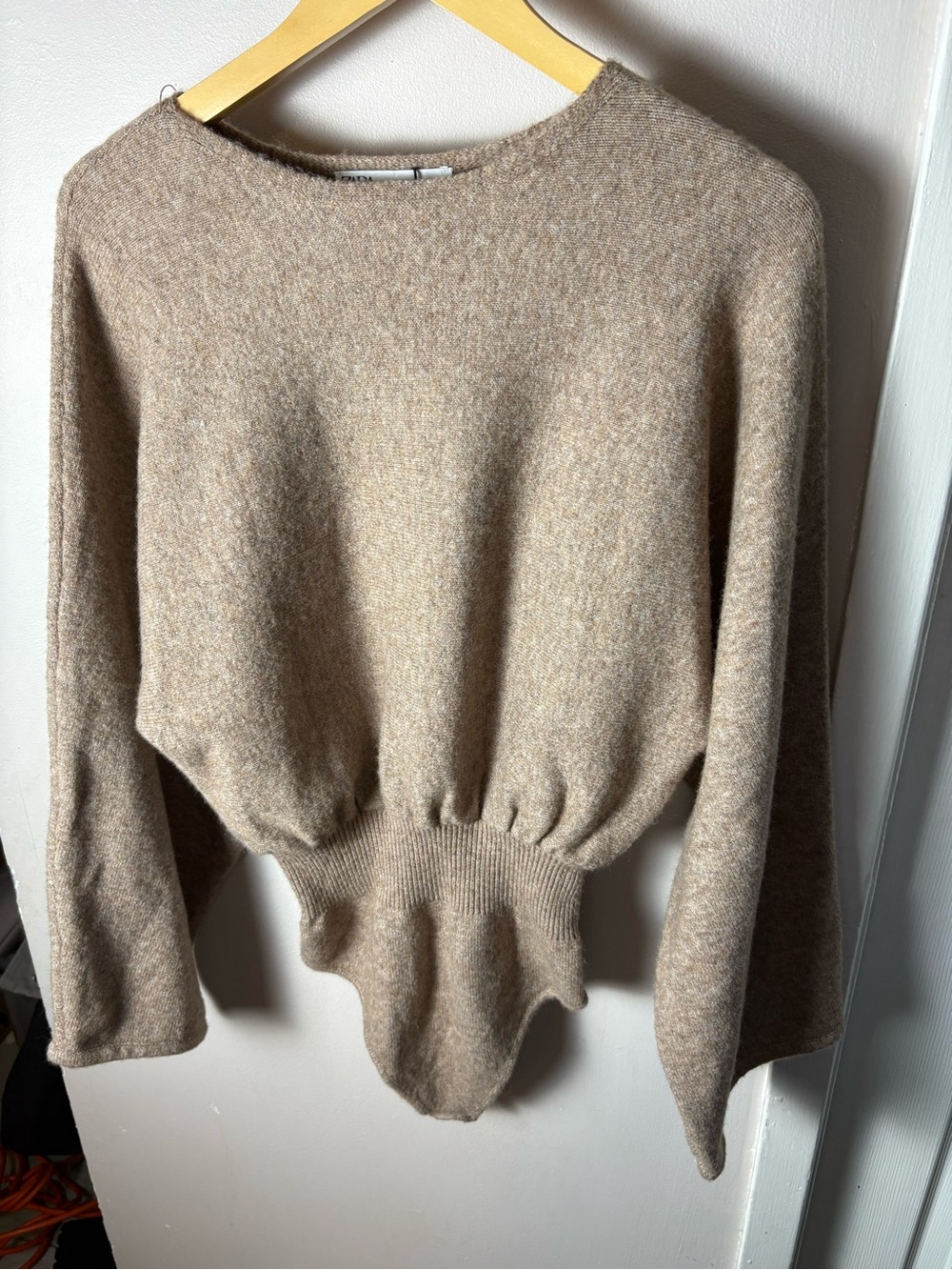 Zara Neutral Beige Crewneck Knit Sweater Oversized Boysuit Size Small